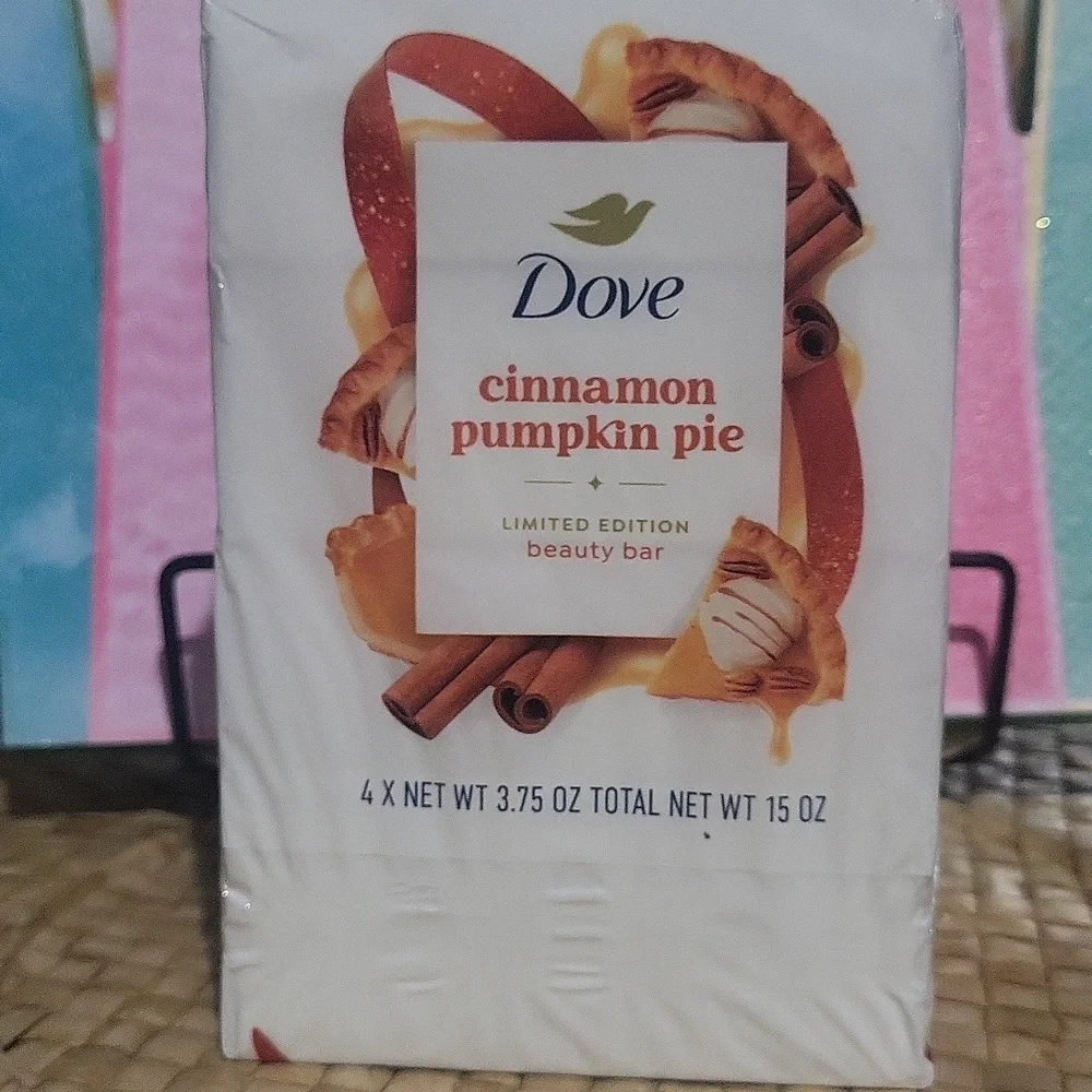 Dove Cinnamon Pumpkin Pie Beauty Bar . 4 Bars.